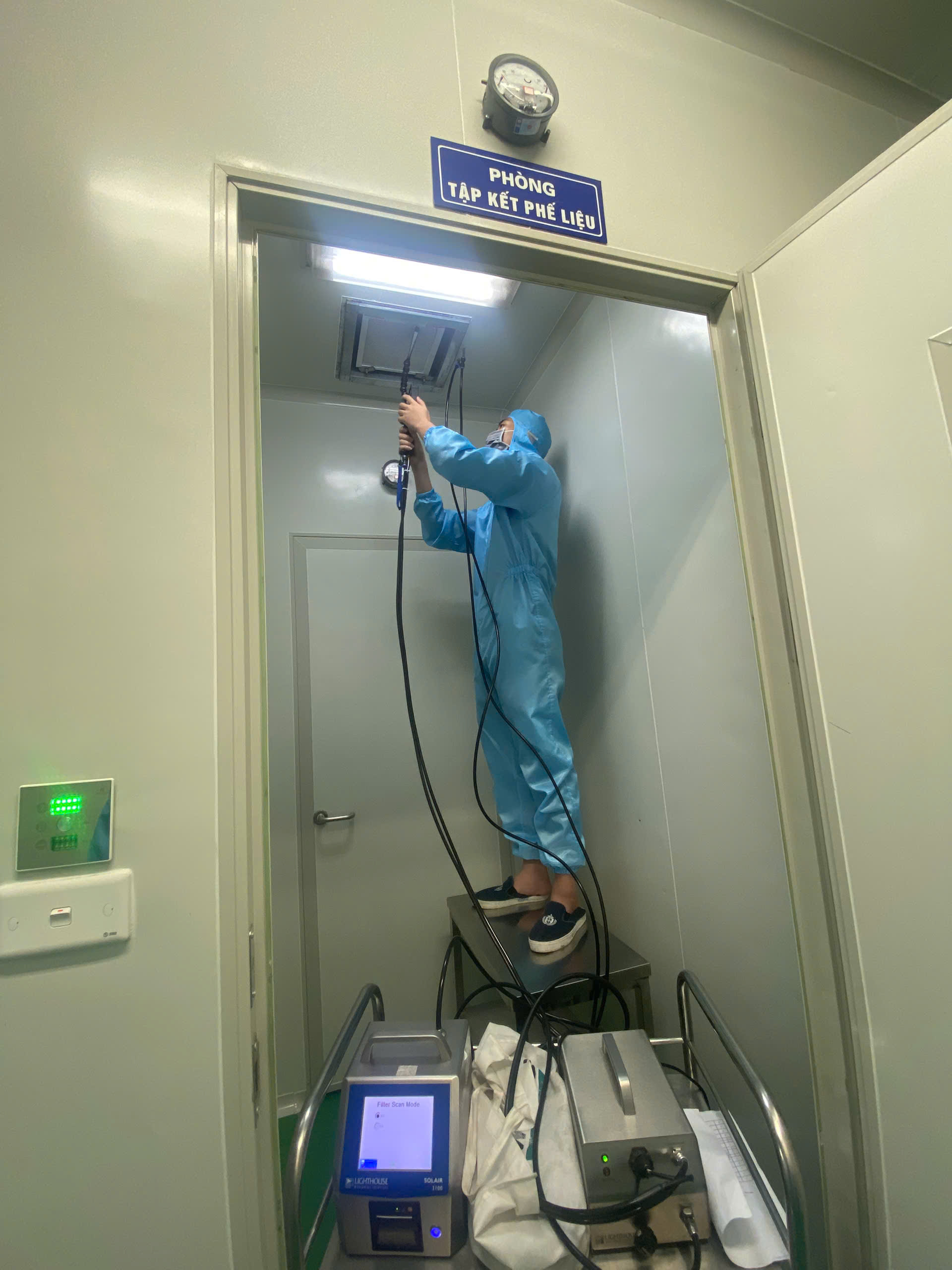 Gera thực hiện đo rò rỉ màng hepa tại Nhà máy sản xuất dược phẩm- KCN Quế Võ 2